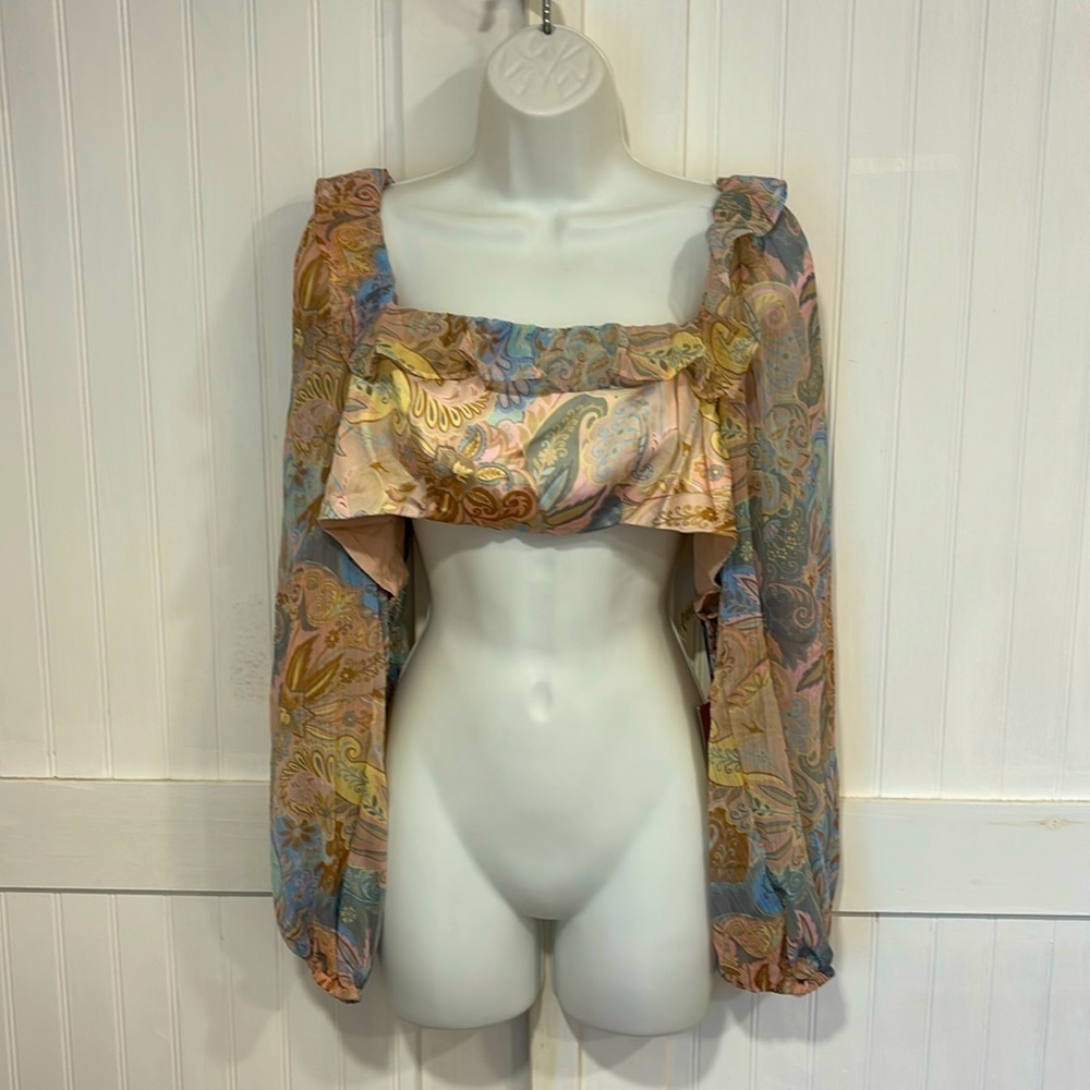 Aurum puff sleeve, multicolor pastel blue crop top size 6.